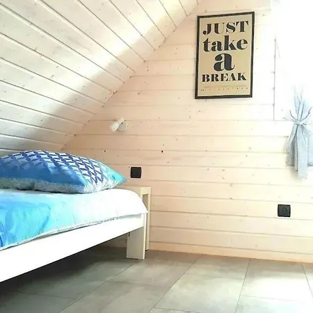 Ferienhaus Ferienhaus In Mit Privater Terrasse Junoszyno